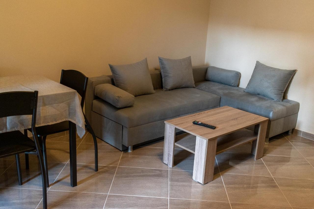 John'S Apartment'S Near Athens Airport!! Spáta 外观 照片